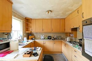 Kitchen- click for photo gallery